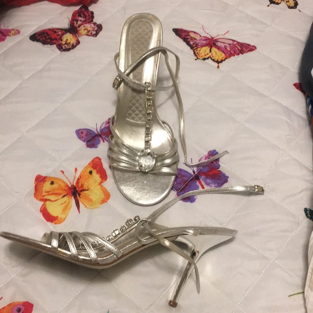 Silver shoes 3inch heels